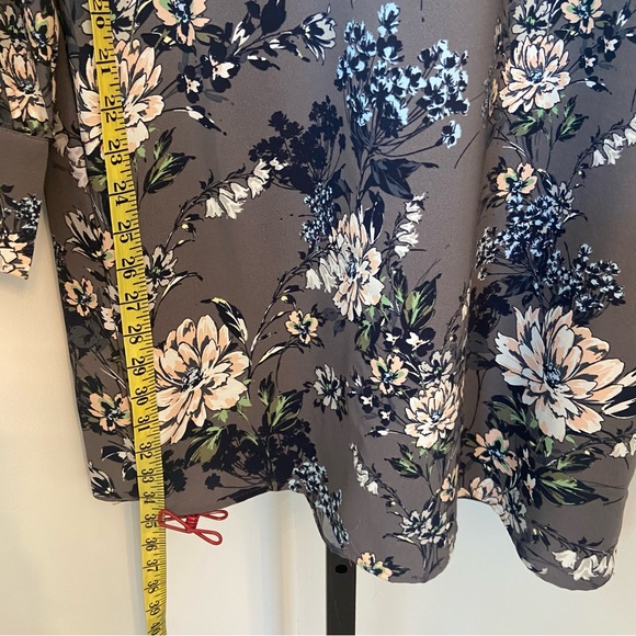 Loft Outlet Charcoal Gray & Floral Long Sleeve Lightweight Dress Size Medium - Picture 8 of 8